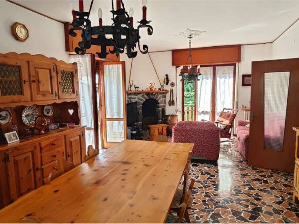 Villa a Cassina valsassina in Viale delle Grigne, 25 - Foto 4