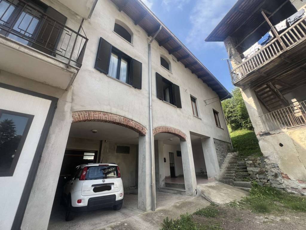 Villetta a schiera a Valdilana in Regione Fornace, 5 - Foto 2