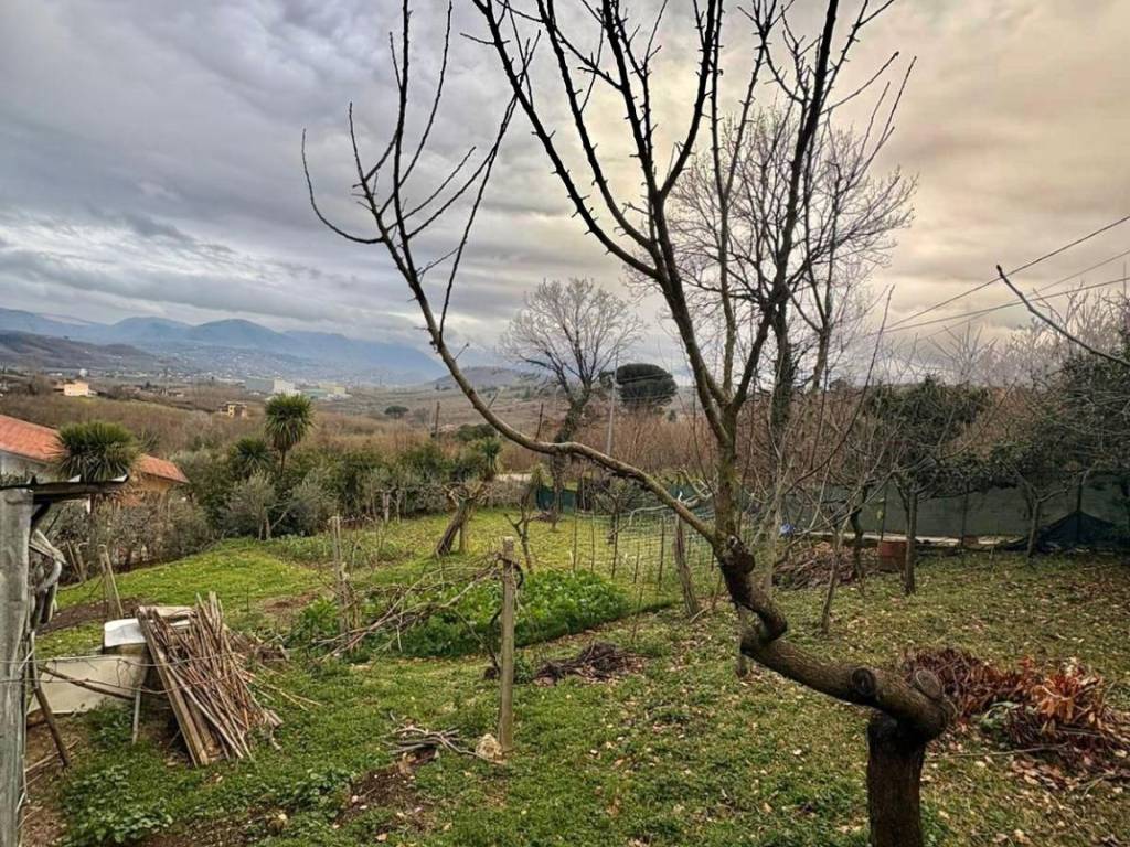 Casa indipendente a Avellino in Via Pozzo del Sale - Foto 3