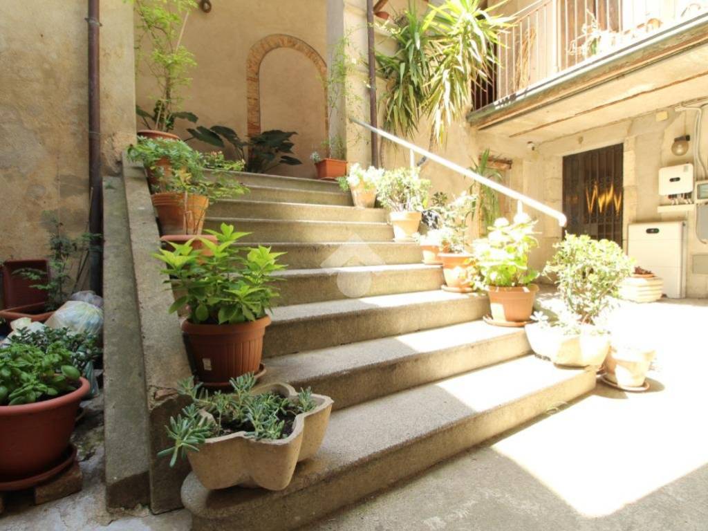 Appartamento a Montalto uffugo in VIA DON GAETANO MAURO, 13 - Foto 5