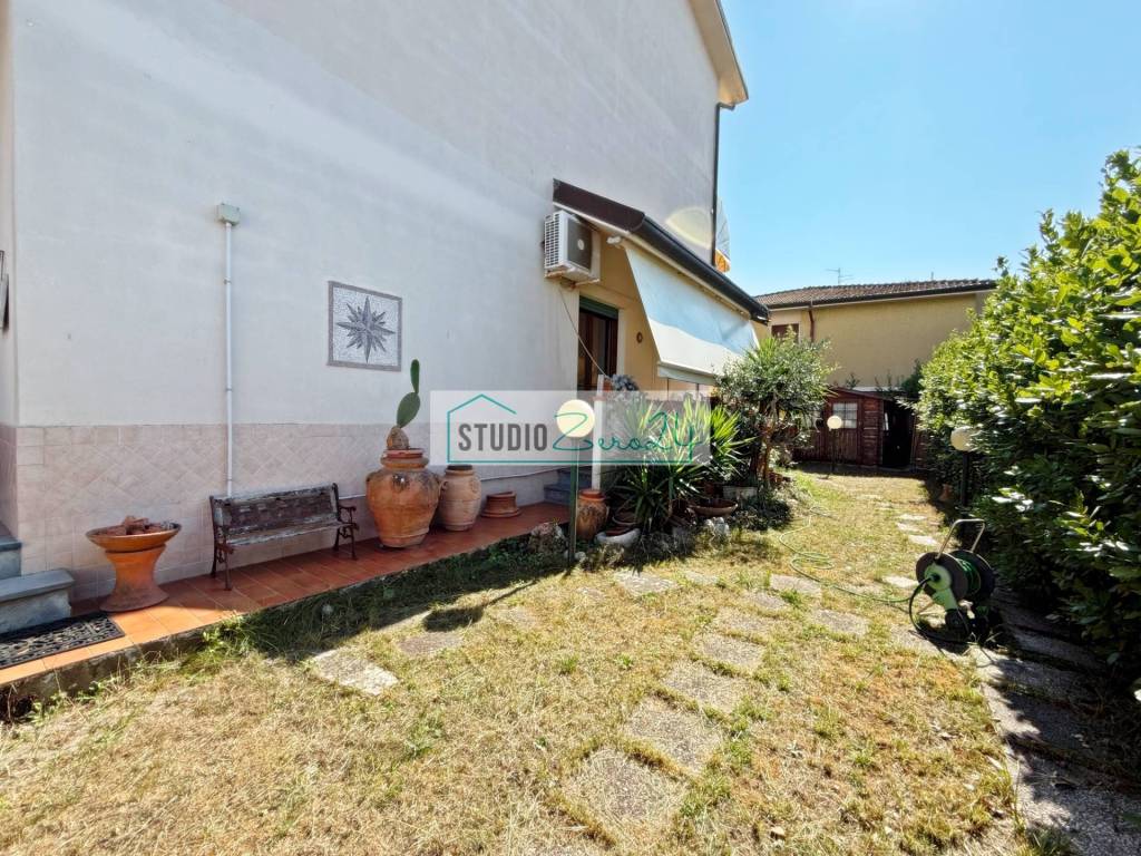 Casa indipendente a Viareggio in Quartiere Matteotti - Foto 2