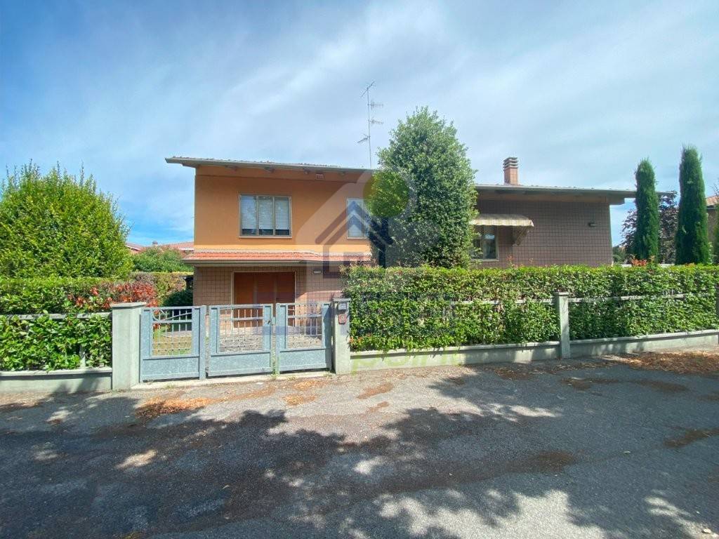 Casa indipendente a Gualtieri in via san cassani - Foto 5