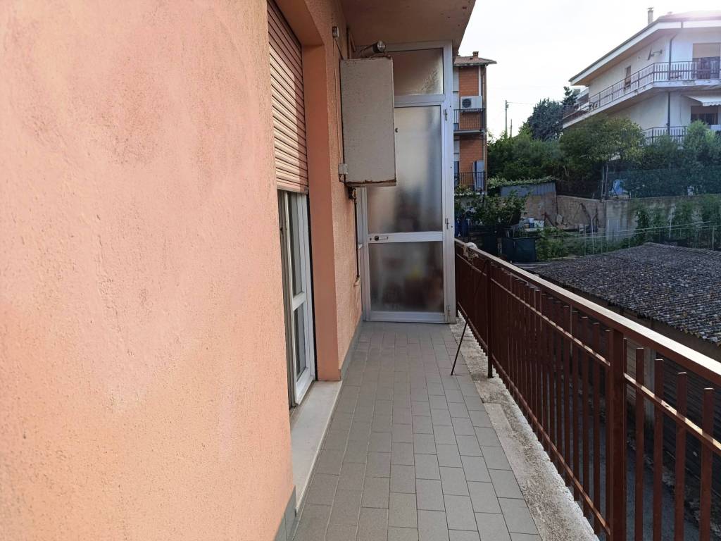 Appartamento a Civitanova marche in Via Alessandro Manzoni, 99 - Foto 3