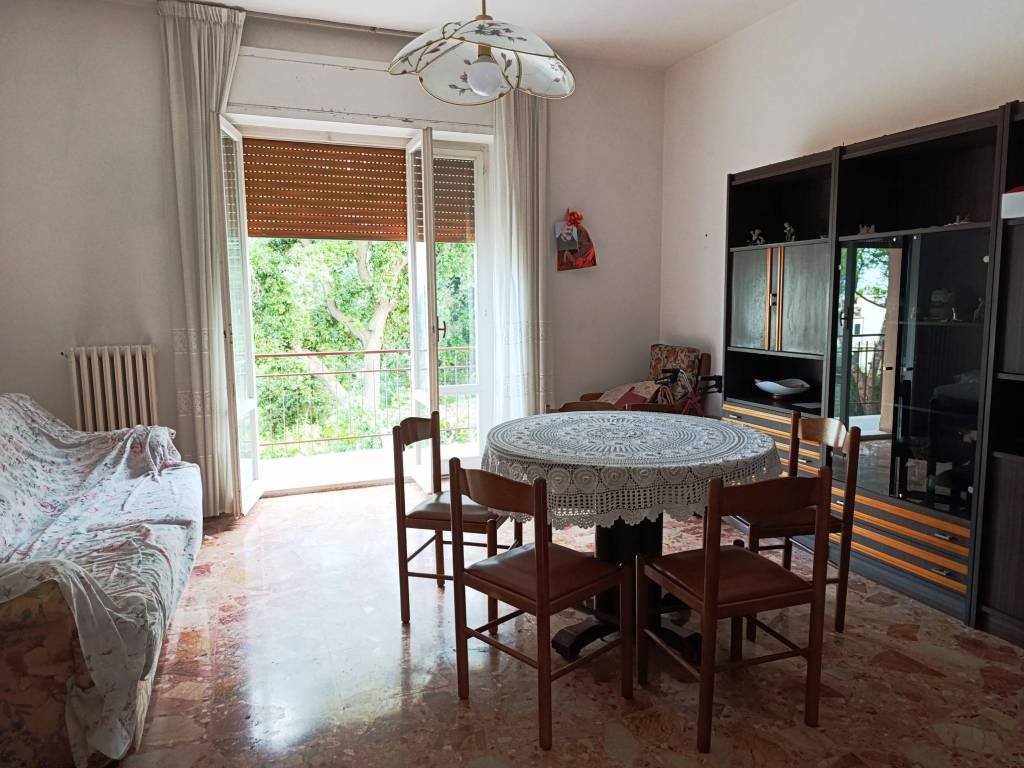 Appartamento a Civitanova marche in Via Alessandro Manzoni, 99 - Foto 4
