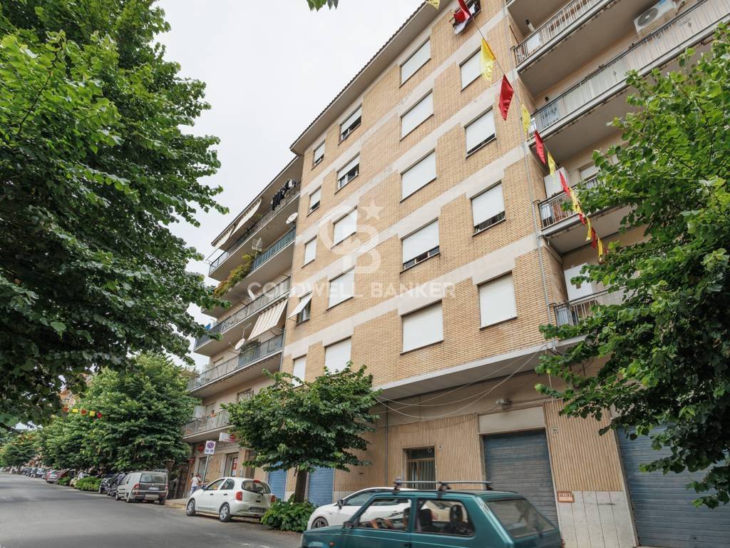 Appartamento a Tolfa in Viale d'Italia, 52 - Foto 2