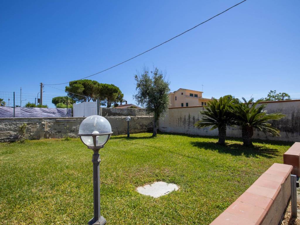 Villa a Siracusa in Via Costa del Sole, 37 - Foto 3