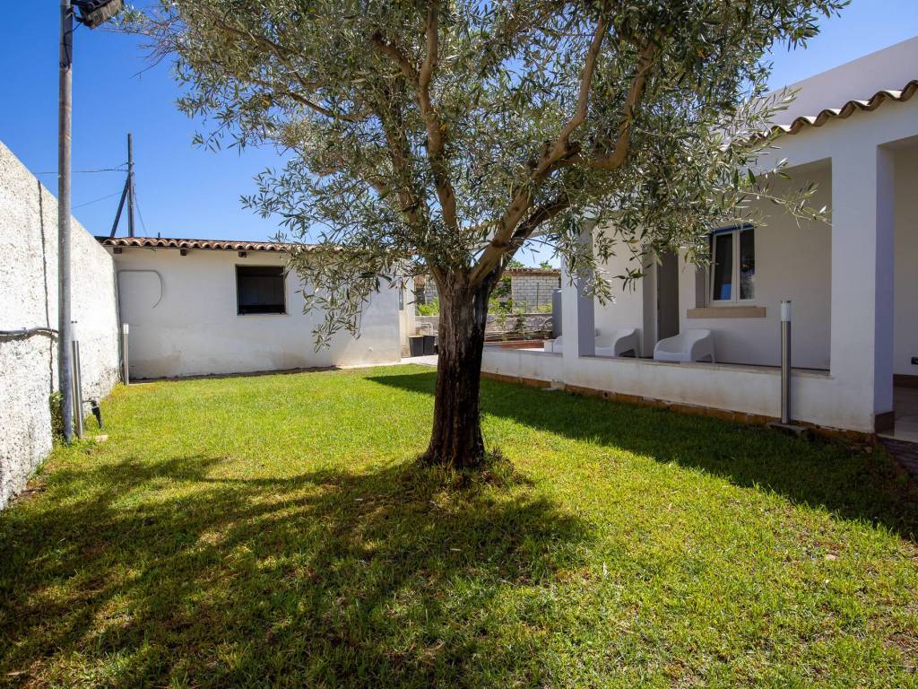 Villa a Siracusa in Via Costa del Sole, 37 - Foto 4