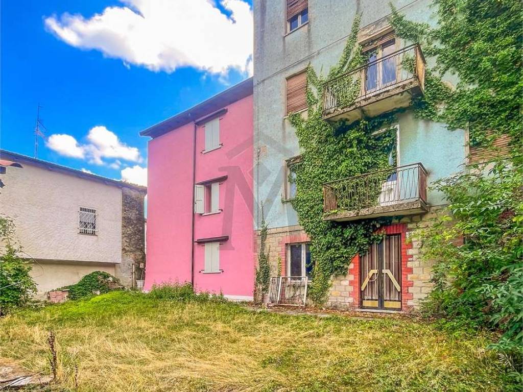 Casa indipendente a Casina in Via Barazzone, 21 - Foto 3