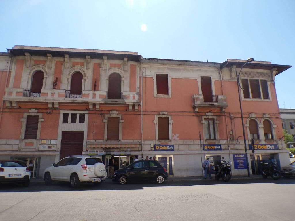 Appartamento a Reggio calabria in Viale Giovanni Amendola, 37 - Foto 3