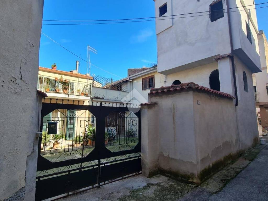 Casa indipendente a Casapulla in Vico III Via Vescovo Natale [P] (~2 segments), 5 - Foto 4