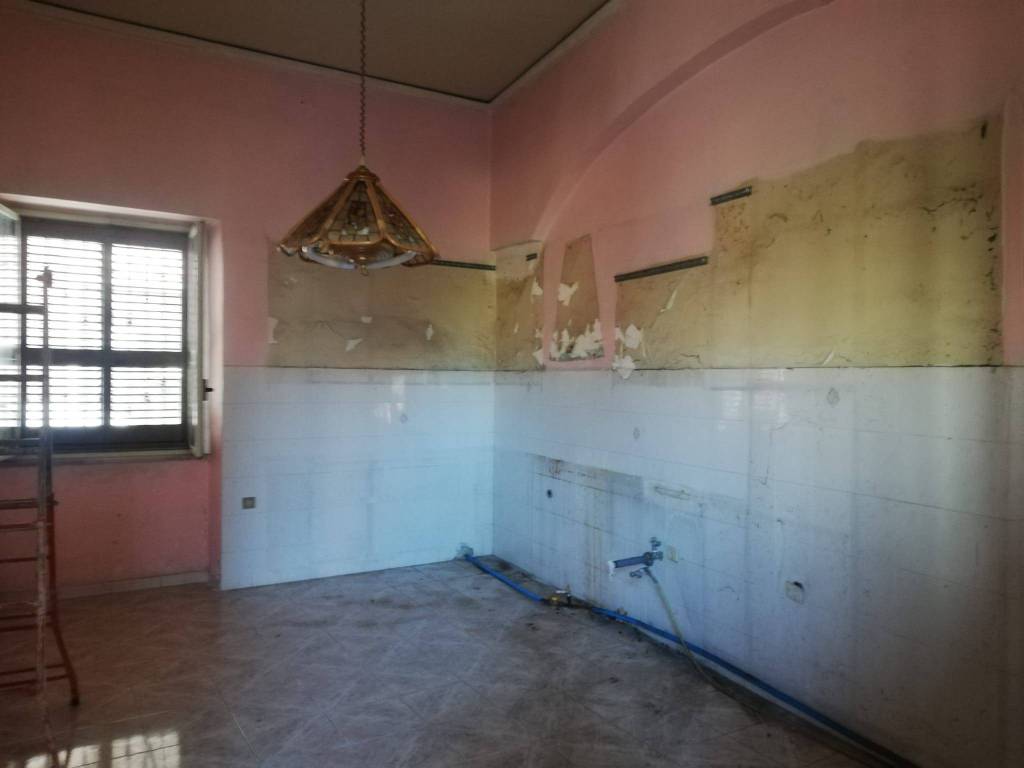 Palazzo / stabile a Curti in Via Roma - Foto 2