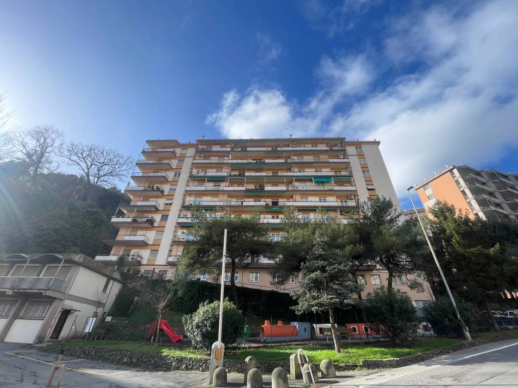 Appartamento a Genova in Via Emilio Salgari, 6 - Foto 1