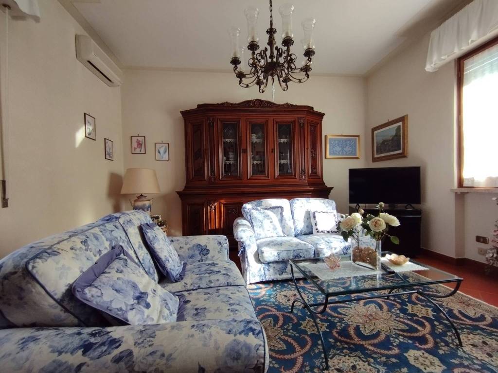 Villa a Carmignano in Via Giorgio De Chirico, 4 - Foto 5