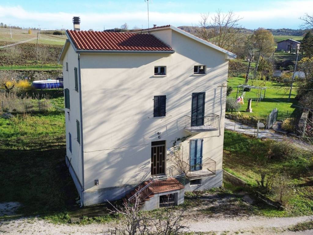 Villa a Gubbio in Località Padule - Foto 2