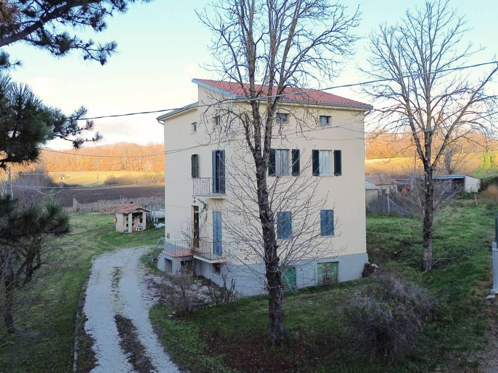 Villa a Gubbio in Località Padule - Foto 3