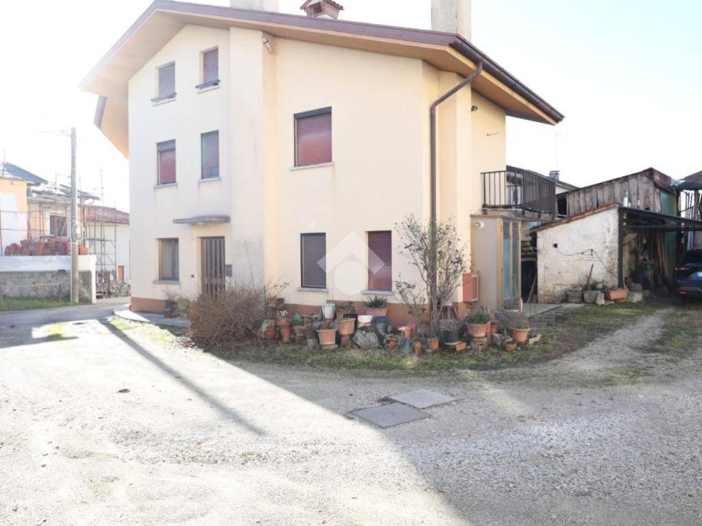 Casa indipendente a Tricesimo in Via Adige, 39 - Foto 3