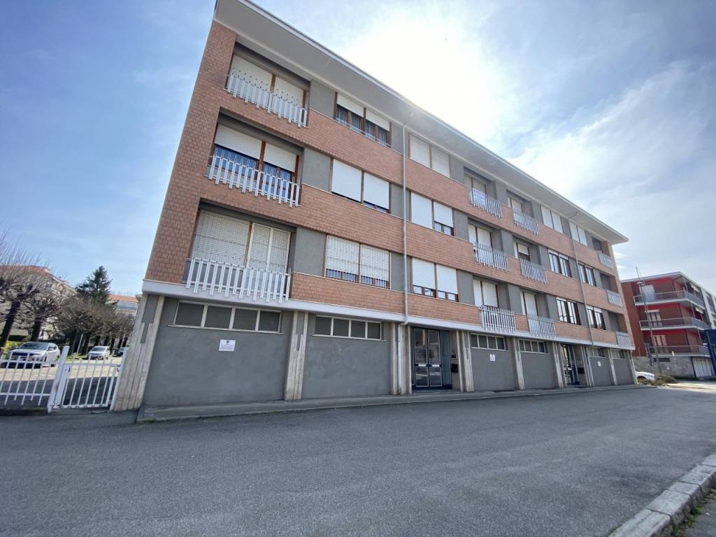 Appartamento a Alba in Corso Europa 39 - Foto 2