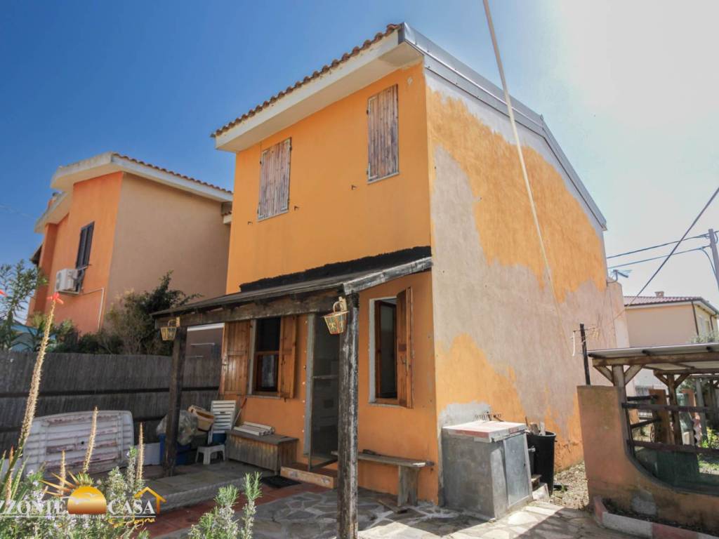 Casa indipendente a Budoni in Via Santa Maria - Foto 2