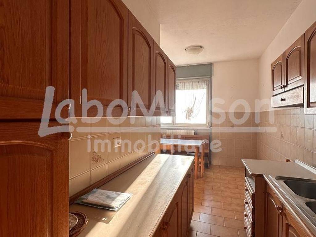 Appartamento a Gavirate in via giuseppe verdi, 29 - Foto 5