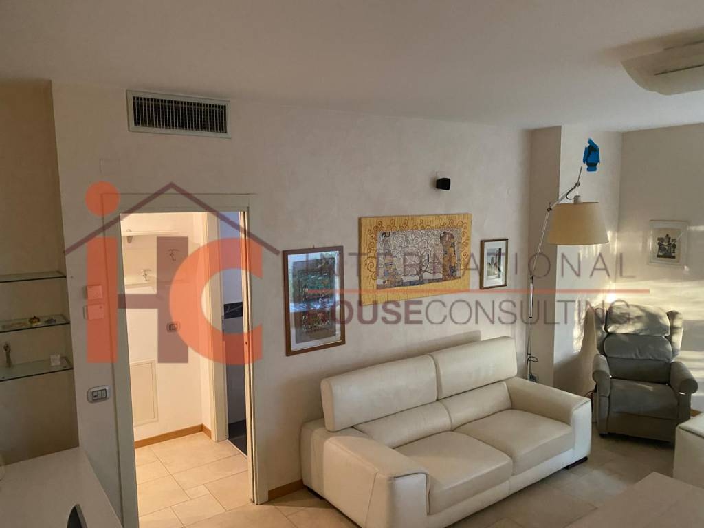 Villa a Bergamo in Via Angelo Pinetti - Foto 2