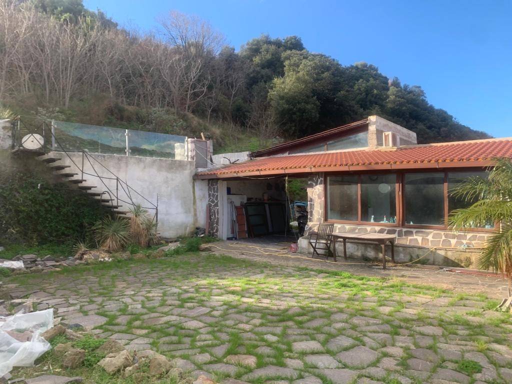 Villa a Lipari in Contrada Monte - Foto 2