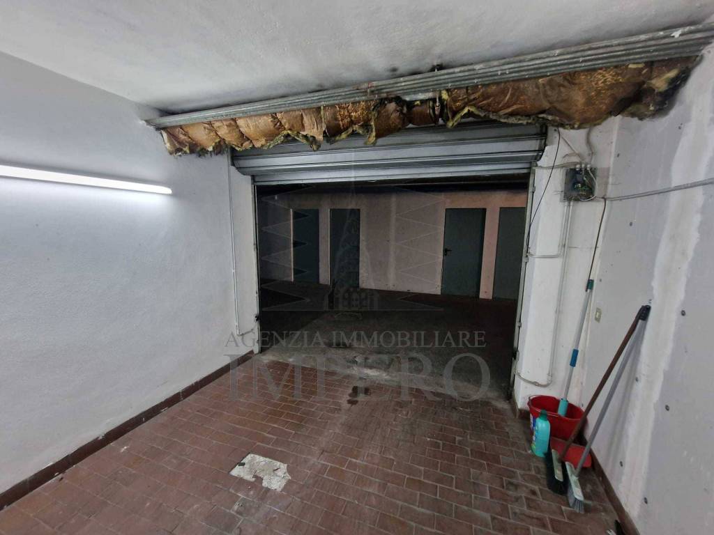 Box / garage a Ventimiglia in Via Bandette - Foto 3