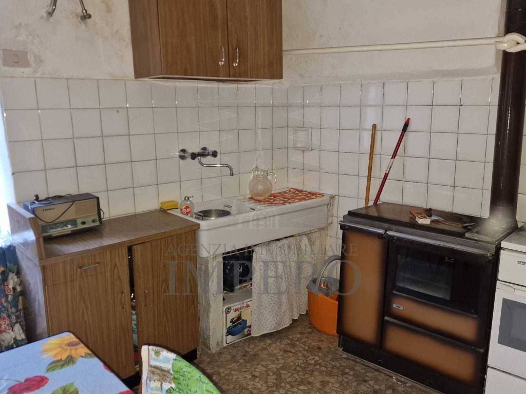 Appartamento a Ventimiglia in Piazza Caduti Libertà, 5 - Foto 4
