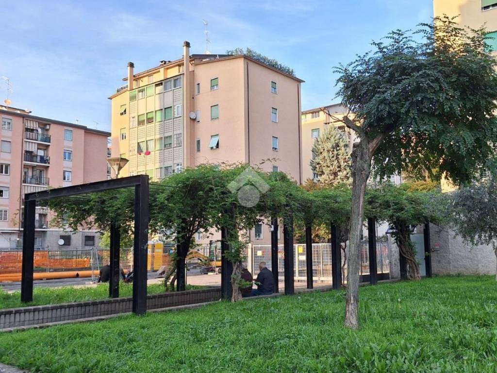 Appartamento a Cinisello balsamo in Via Toscana, 7 - Foto 2