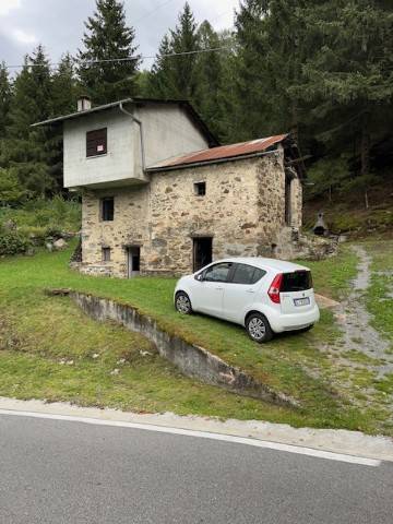 Casa indipendente a Grosio in Strada Statale dello Stelvio - Foto 2