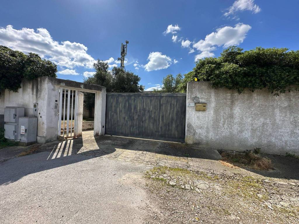Rustico / casale a Taranto in Viale Giuseppe Cannata, 9500 - Foto 2