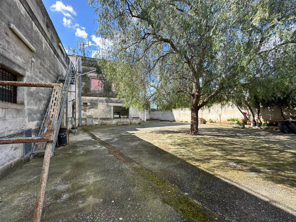Rustico / casale a Taranto in Viale Giuseppe Cannata, 9500 - Foto 3
