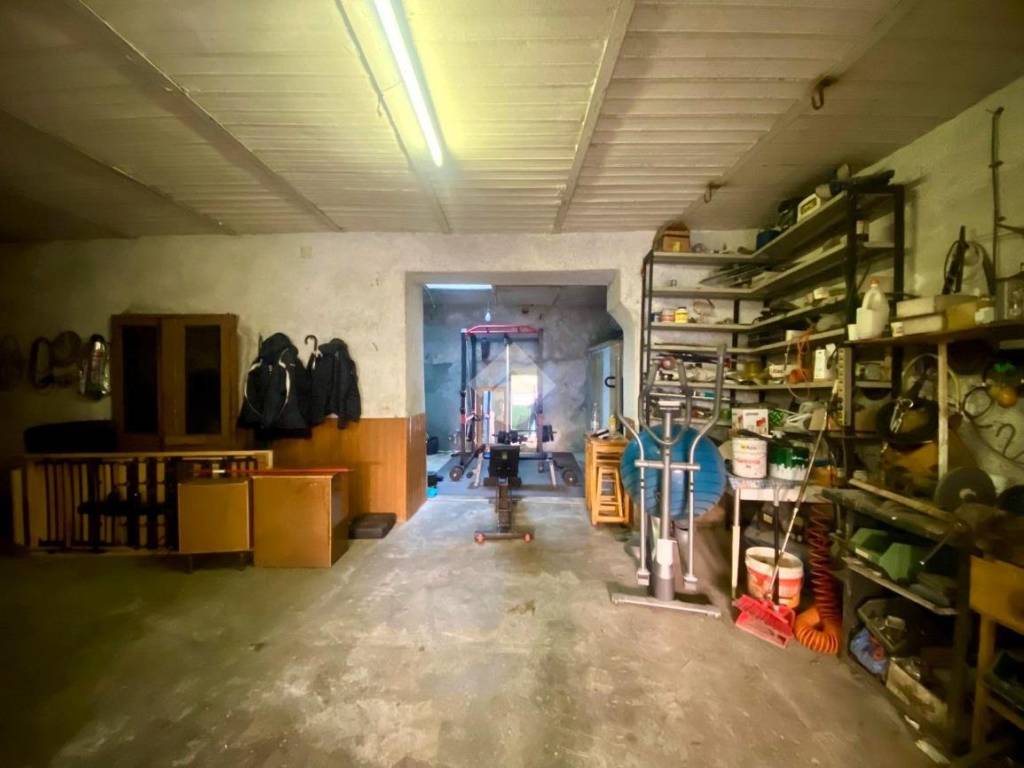 Box / garage a Valentano in Corso Giacomo Matteotti, 13 - Foto 5