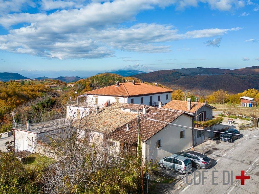 Rustico / casale a Morro reatino in Strada Provinciale Leonessa per Monte Leone - Foto 3