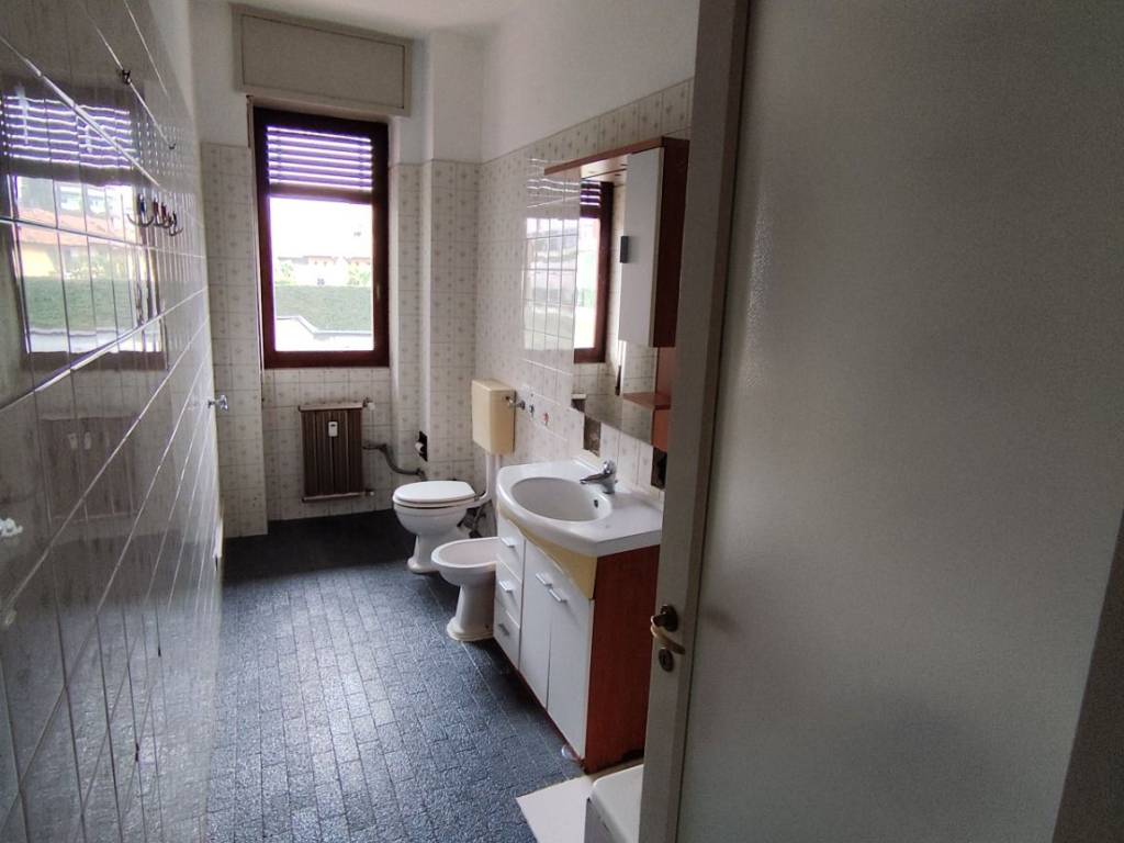 Appartamento a Arona in Via Giuseppe Mazzini, 9 - Foto 4