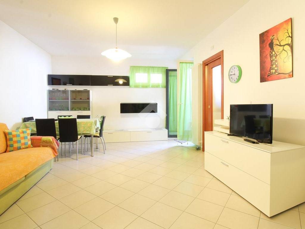 Appartamento a Roseto degli abruzzi in Via ariosto, 7 - Foto 3