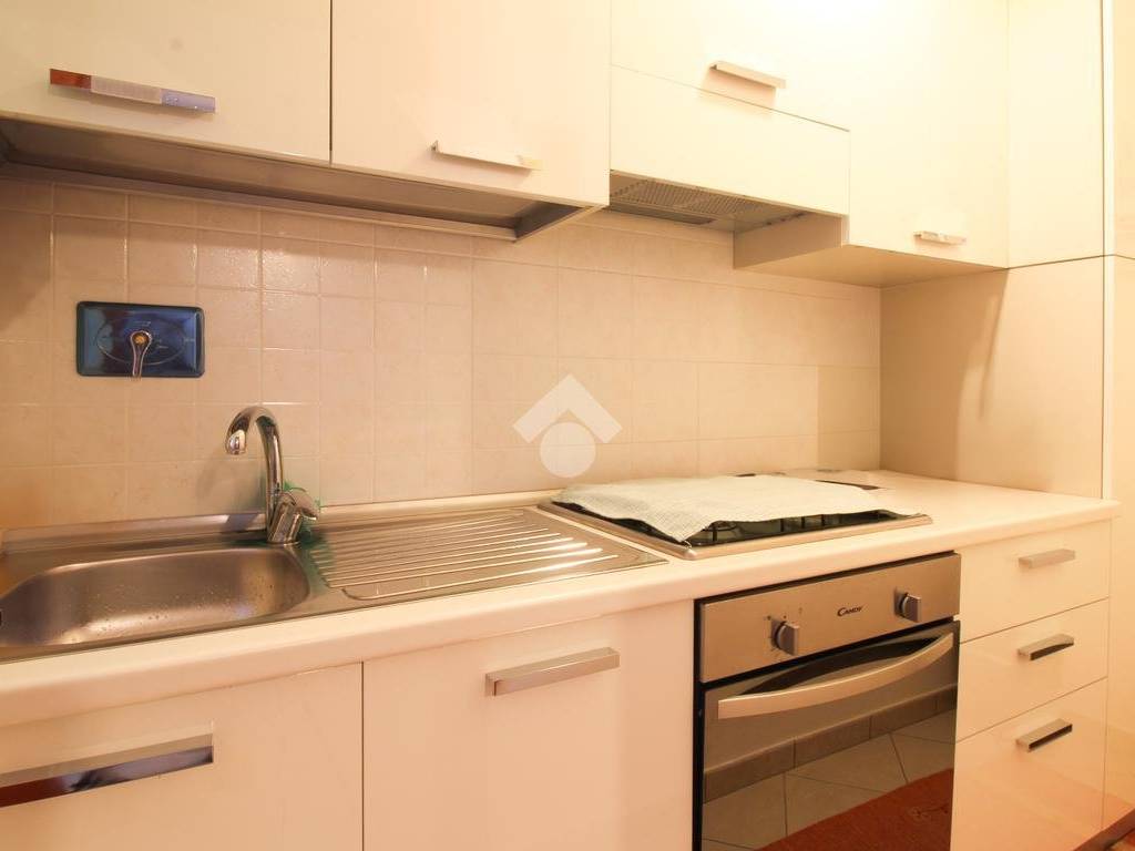 Appartamento a Roseto degli abruzzi in Via ariosto, 7 - Foto 5