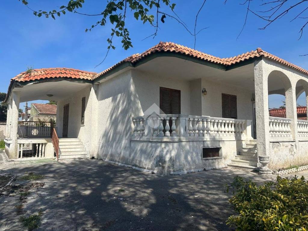 Villa a Castel volturno in Viale delfino - Foto 4