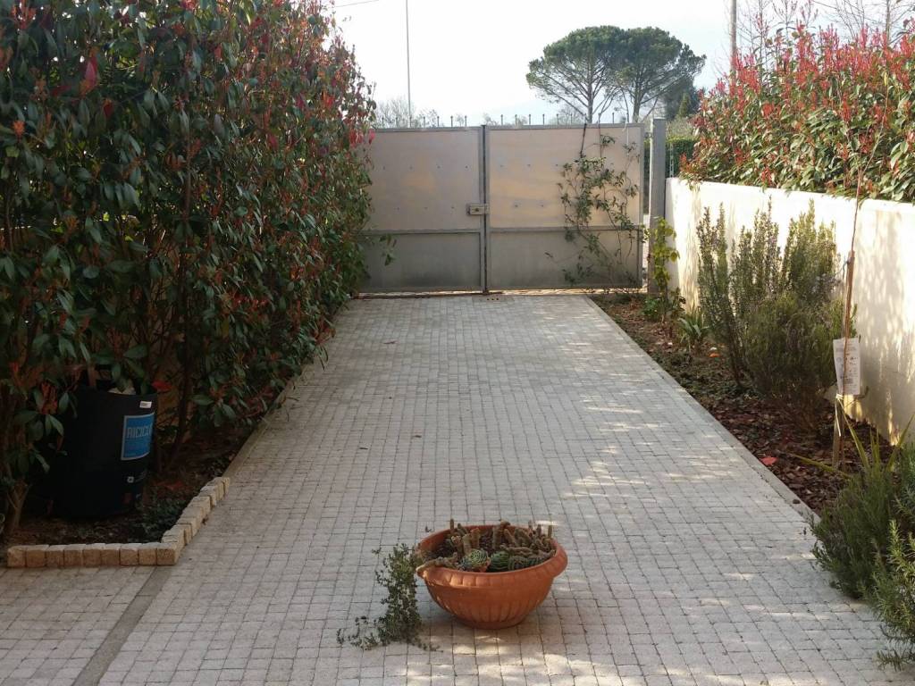 Casa indipendente a Monsummano terme in Piazza Giuseppe Giusti, 55 - Foto 2