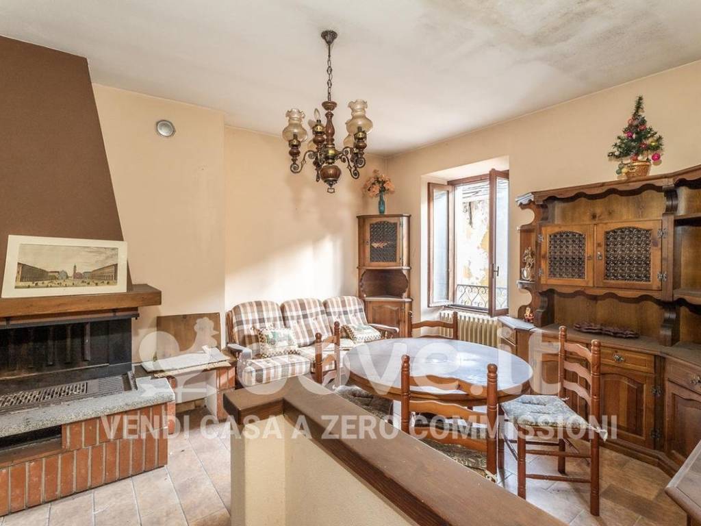 Villa a Dongo in Via Roma, 14 - Foto 2