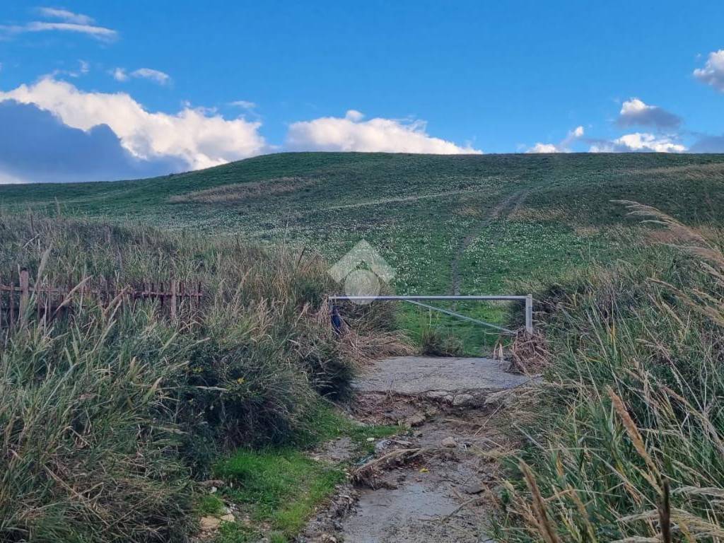 Terreno a Catanzaro in Traversa Viale Magna Grecia - Foto 5