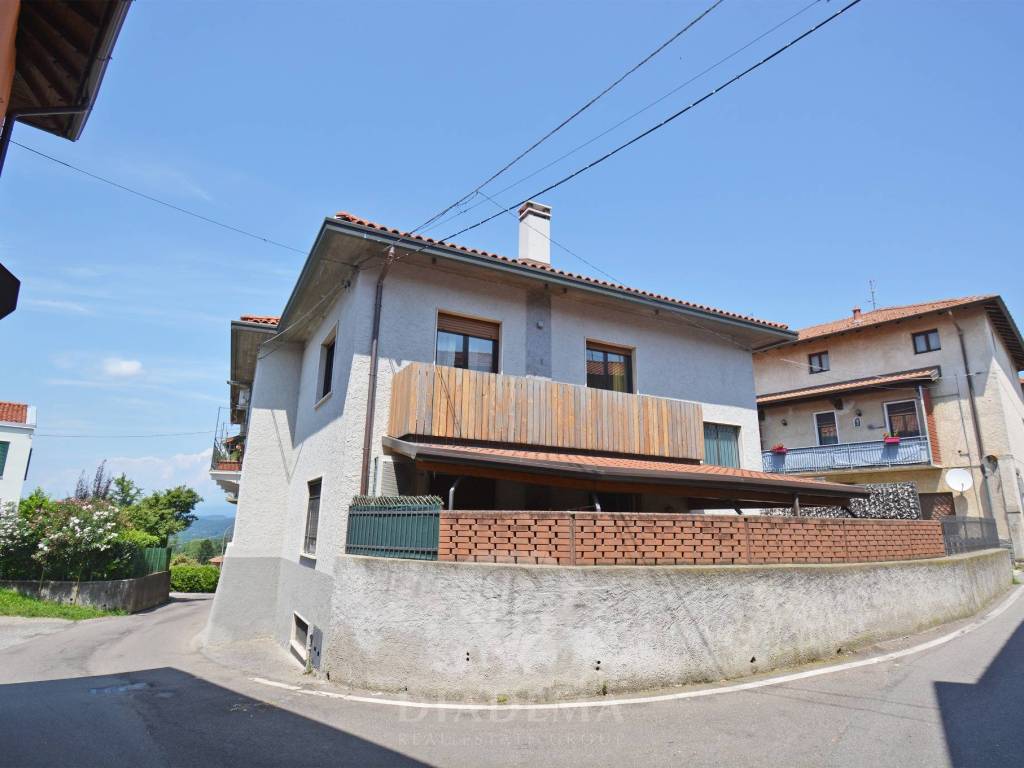 Appartamento a Sumirago in Via San Vincenzo, 1 - Foto 2