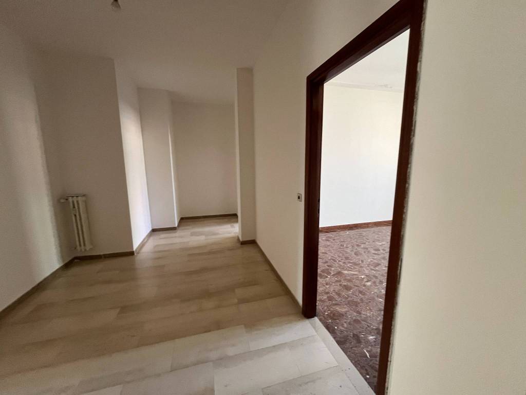 Appartamento a Vercelli in Via Antonio Borgogna, 3 - Foto 3