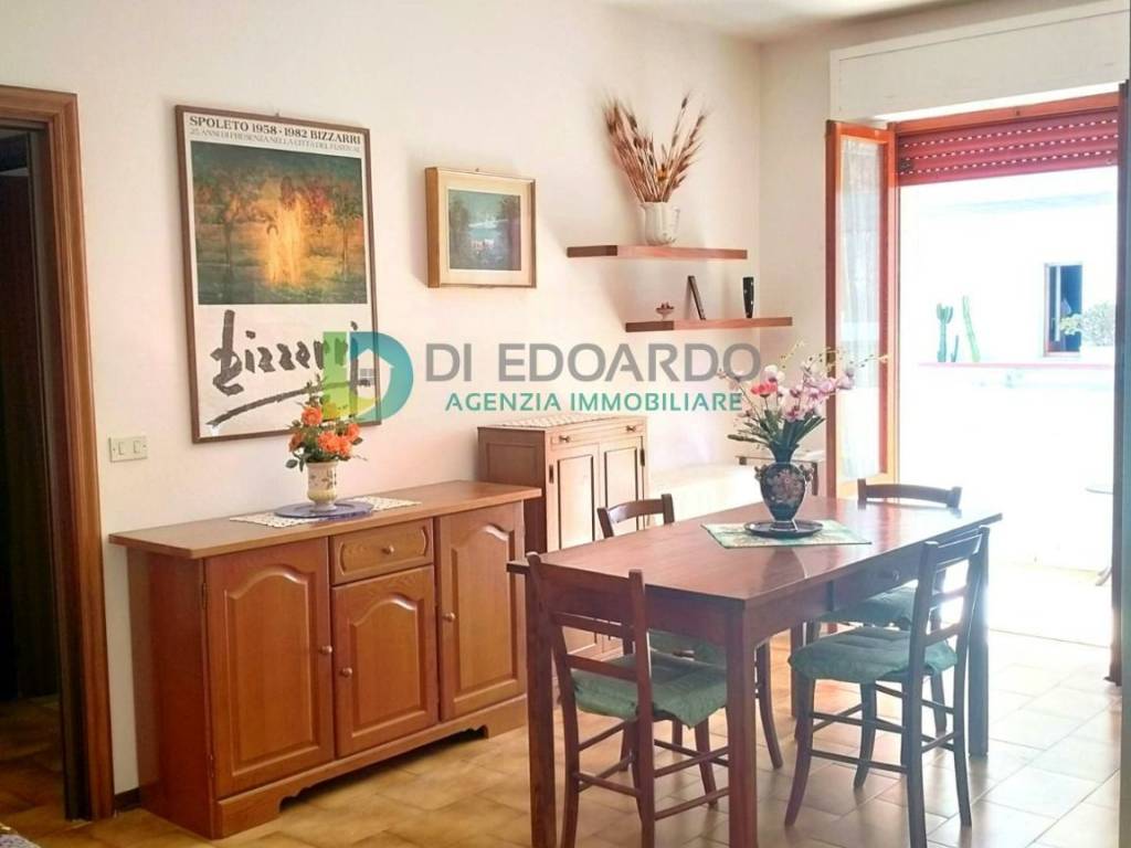 Appartamento a Martinsicuro in Via Giovanni da Verrazzano, 3 - Foto 4