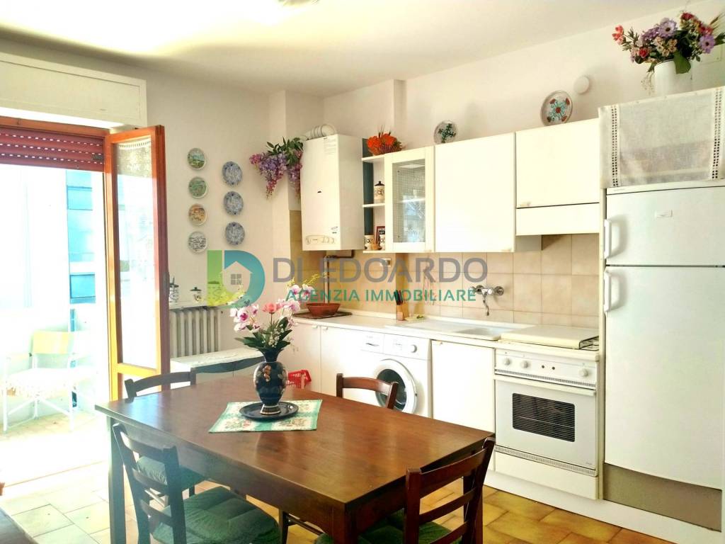 Appartamento a Martinsicuro in Via Giovanni da Verrazzano, 3 - Foto 5