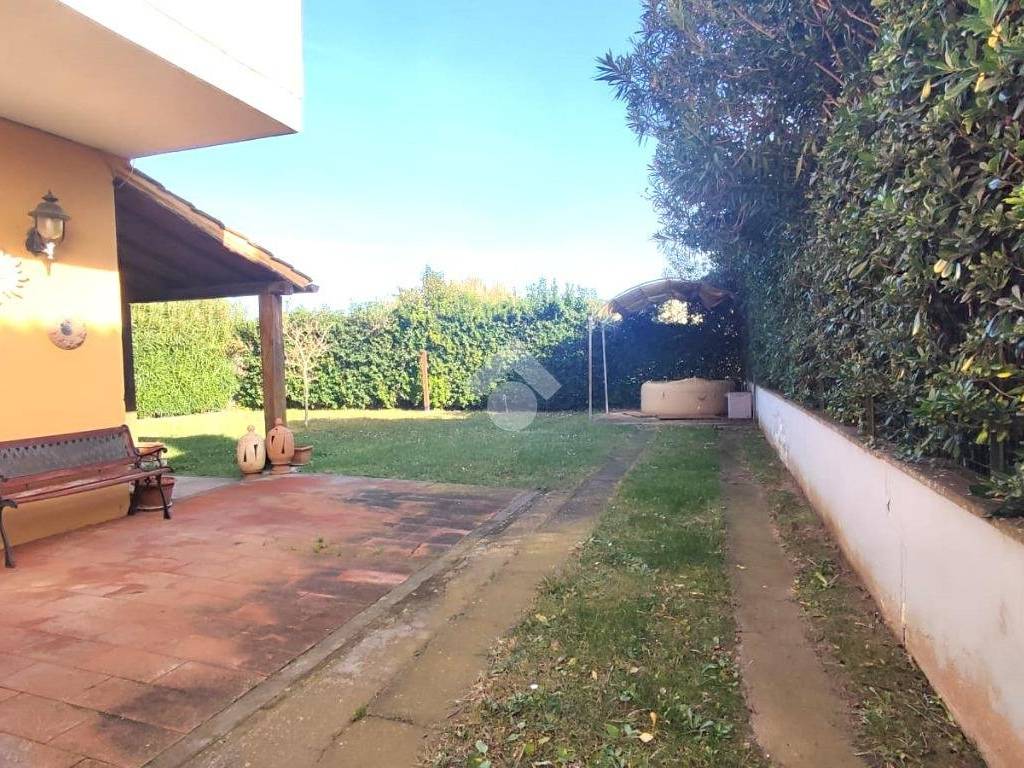 Villa a Tarquinia - Foto 3