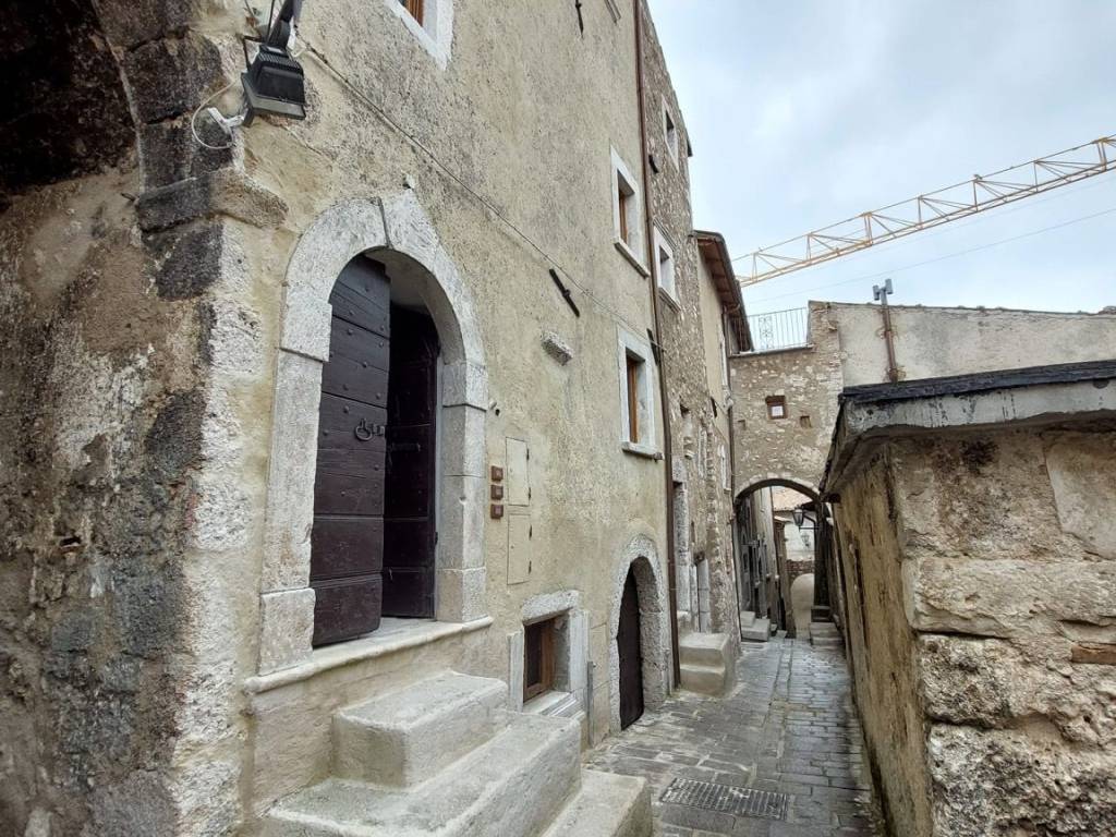 Casa indipendente a Castelvecchio calvisio in Via Trapassati - Foto 4