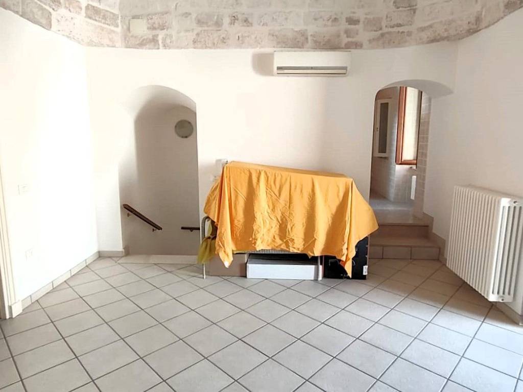 Appartamento a Ceglie messapica in Piazza Plebiscito - Foto 4