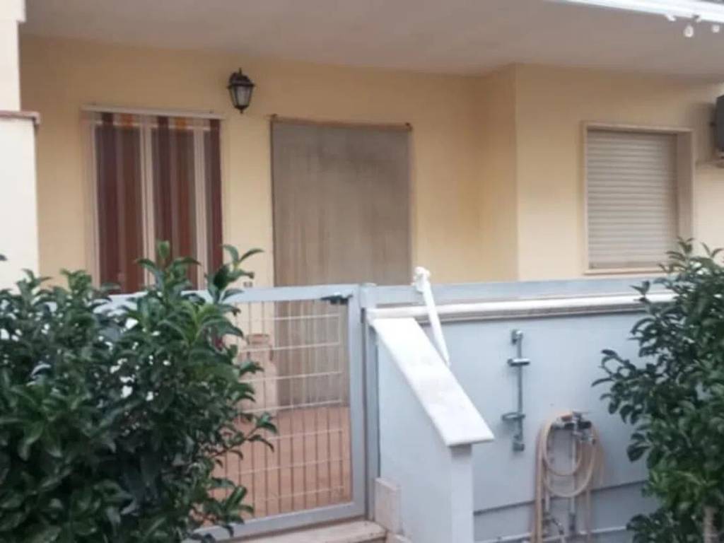 Villa a Ginosa in Via Mar Tirreno, 93 - Foto 3