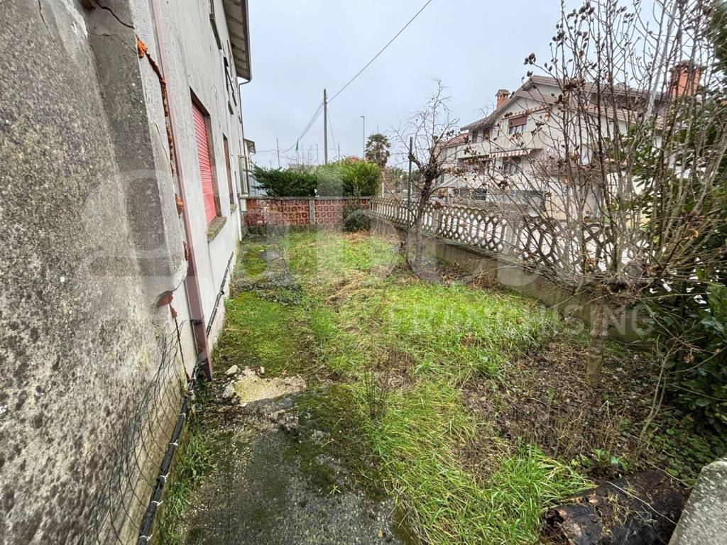 Appartamento a Cavarzere in San Pietro, via 5 Martiri, 00 - Foto 3