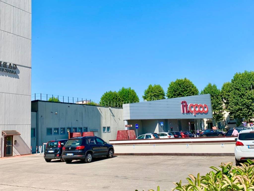 Terreno a Pistoia in Viale Macallè, 14 - Foto 3